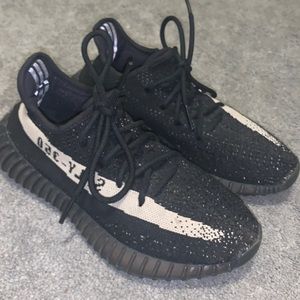 Yeezy Boost 350 V2 ‘Oreo’